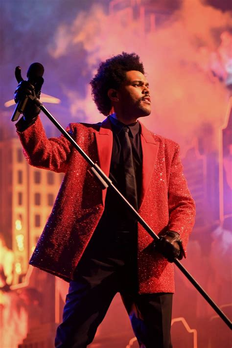 weeknd's super bowl Givenchy suit